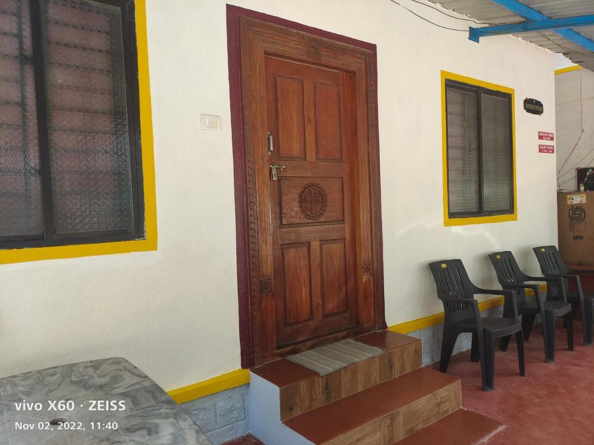 His Grace Sea View Cottages - Private Beach At Malpe Udupi Exteriér fotografie